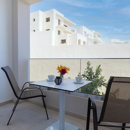 Vakakis Family Luxury Studios Palaiochora Exterior foto