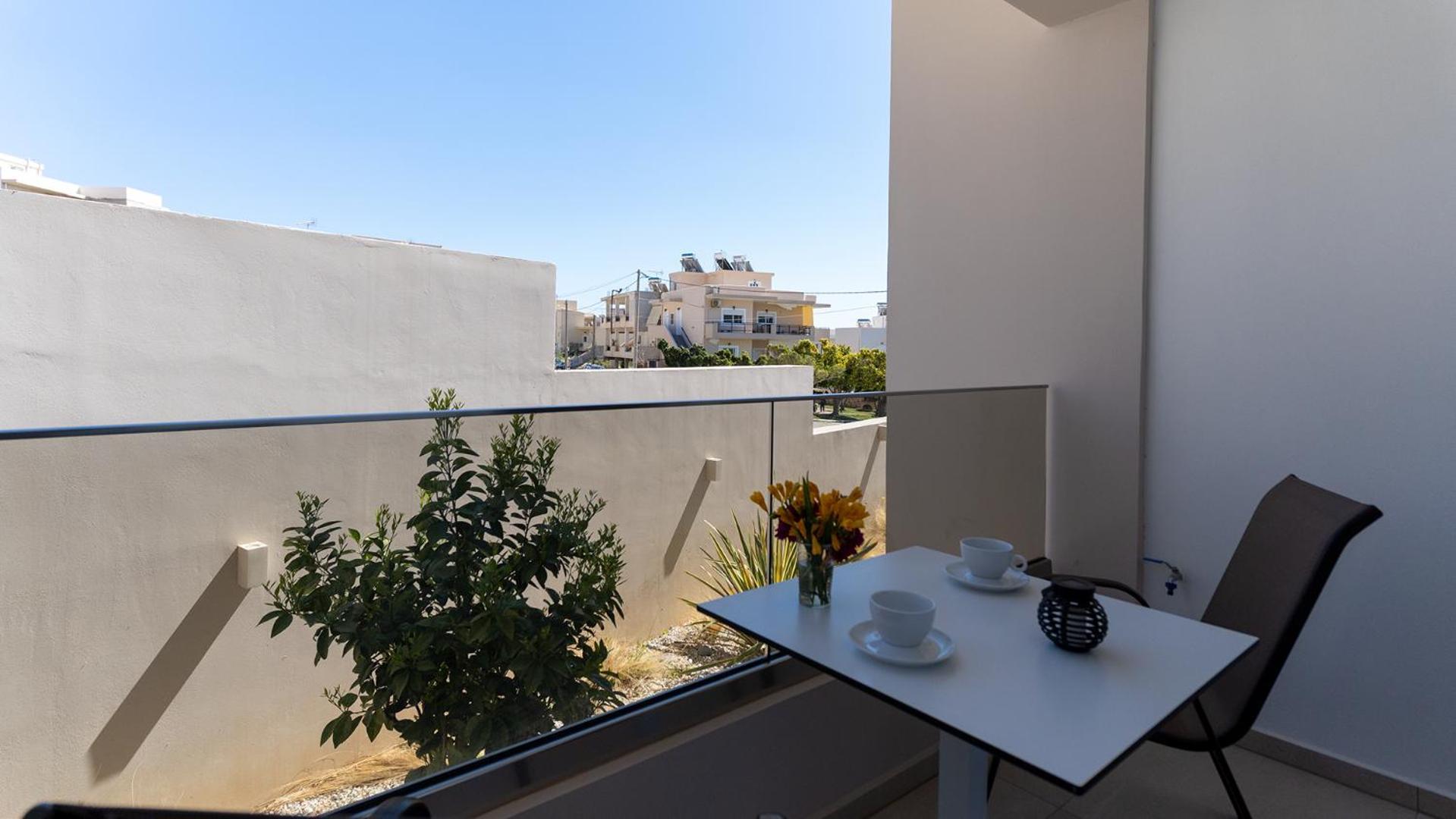 Vakakis Family Luxury Studios Palaiochora Exterior foto