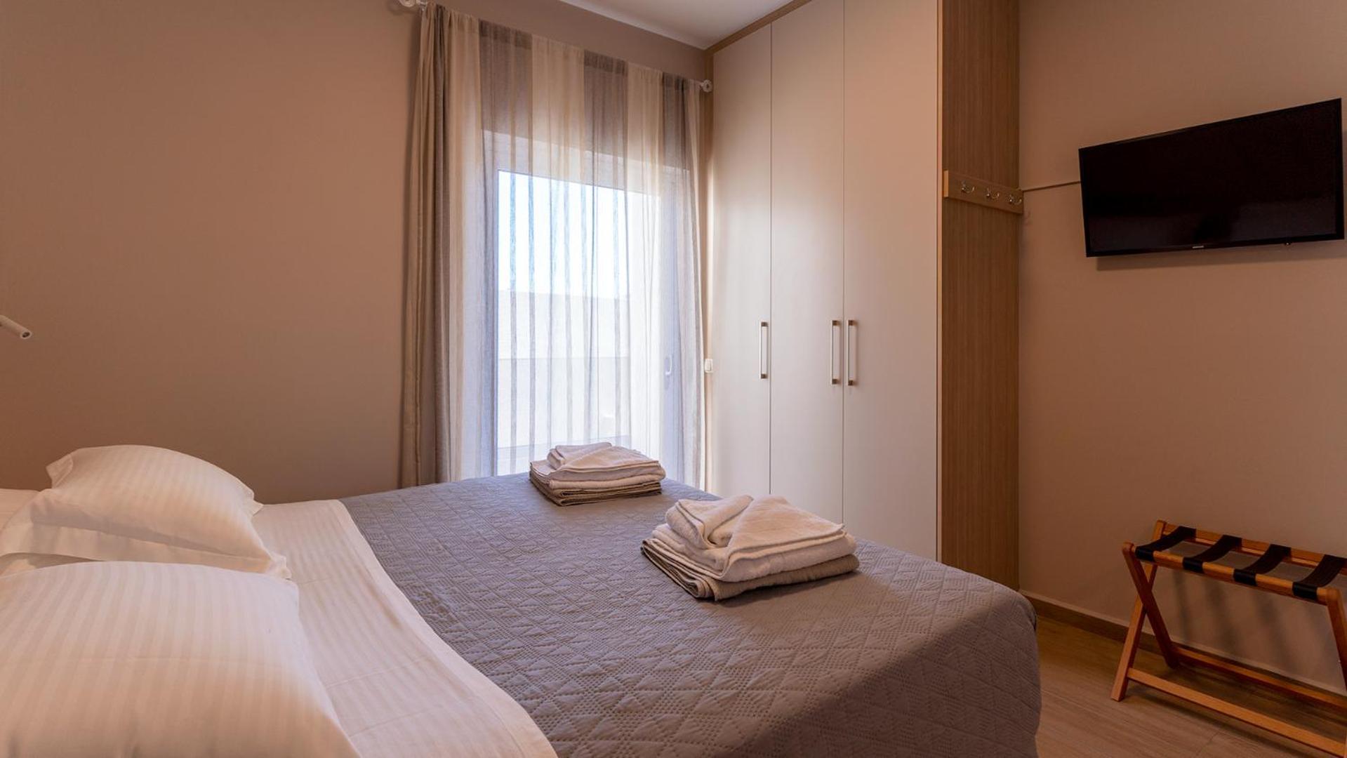 Vakakis Family Luxury Studios Palaiochora Exterior foto